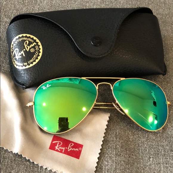 Ray-Ban Accessories - Ray-Ban mirrored green aviators